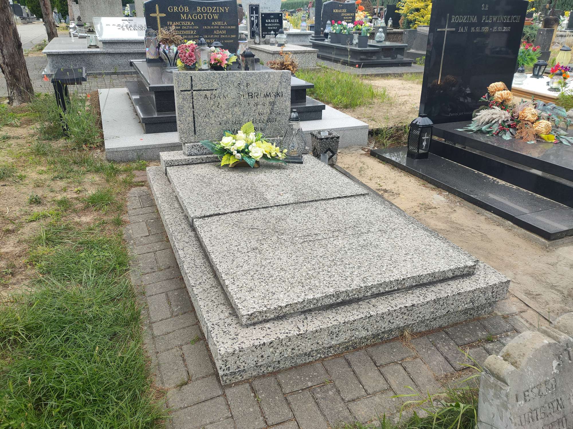 Adam Olbromski 1929 Wieruszów - Grobonet - Wyszukiwarka osób pochowanych