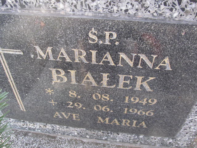 Marianna Białek 1949 Wieruszów - Grobonet - Wyszukiwarka osób pochowanych