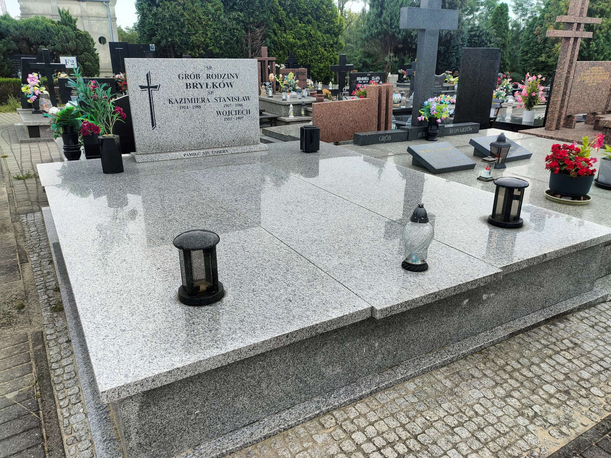 Wojciech Bryłka 1954 Wieruszów - Grobonet - Wyszukiwarka osób pochowanych